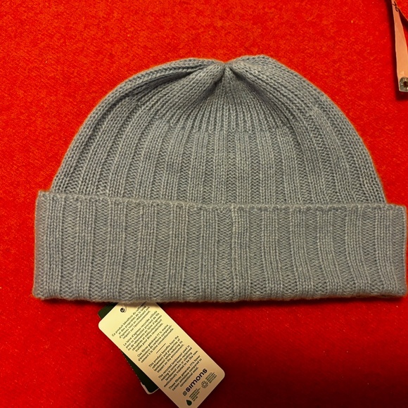 Unisex baby blue 100% lambswool ribbed tuque hat NWT - Picture 9 of 11